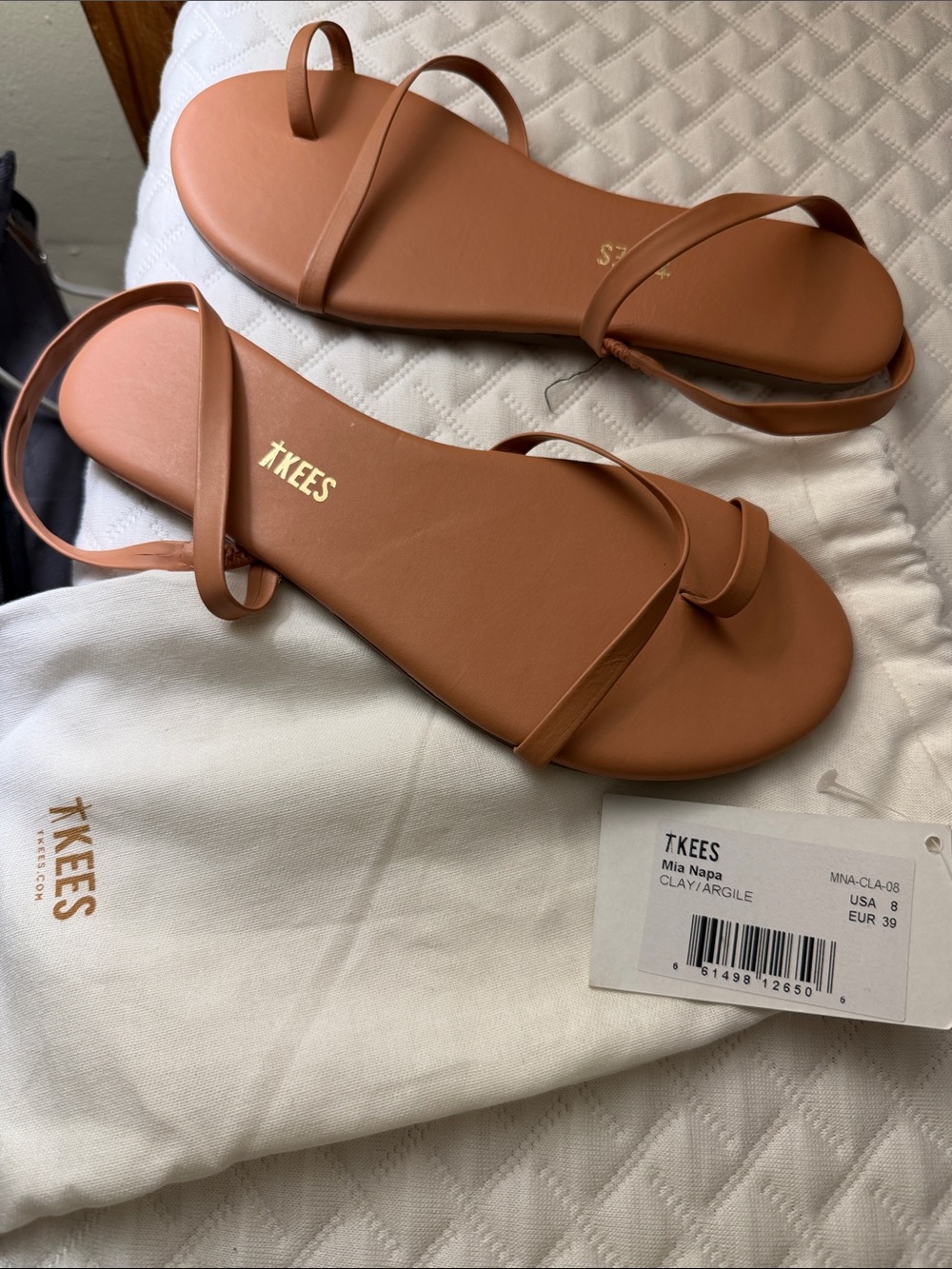 TKEES Clay Minimalist Toe-Ring Leather Sandals - Clay Brown